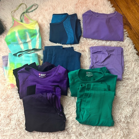 💕 Purple Activewear Crop Top and Shorts Set - Picture 2 of 3